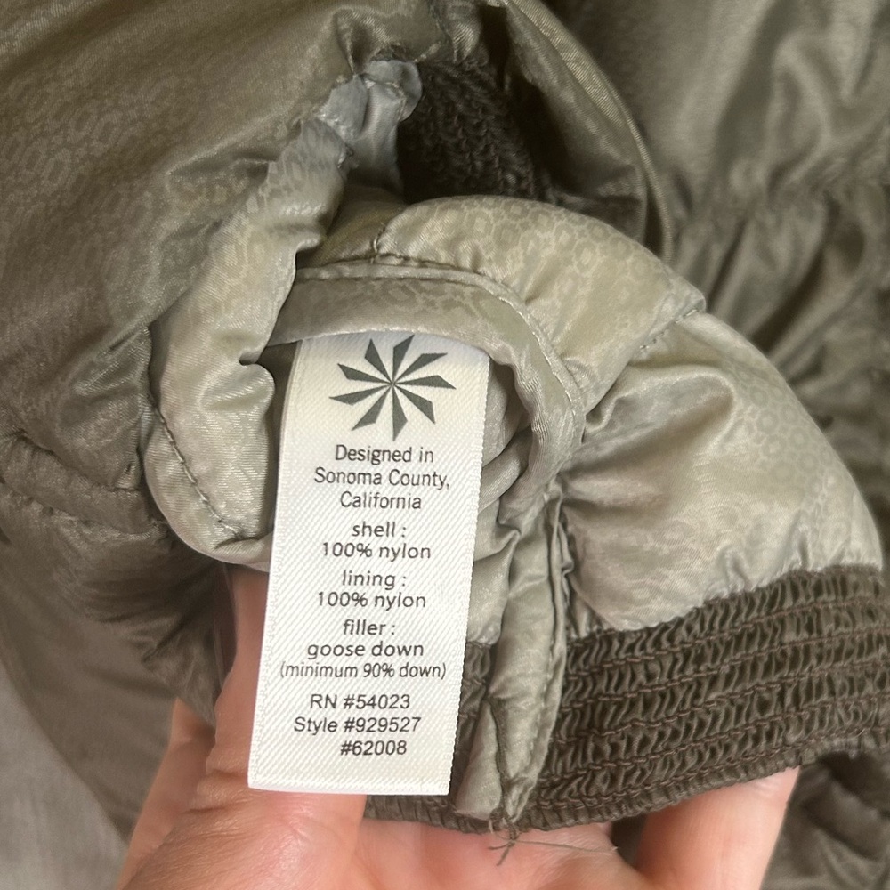 Athleta downalicious jacket - Picture 11 of 14